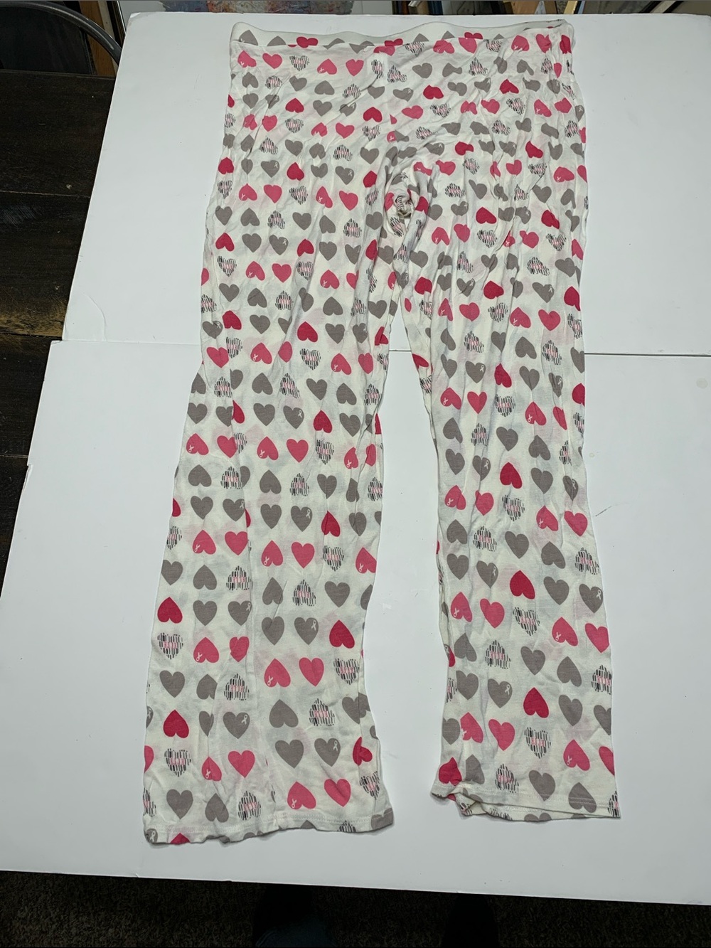 Elle White Pajama Pants with Pink & Gray Heart Print - Picture 2 of 7